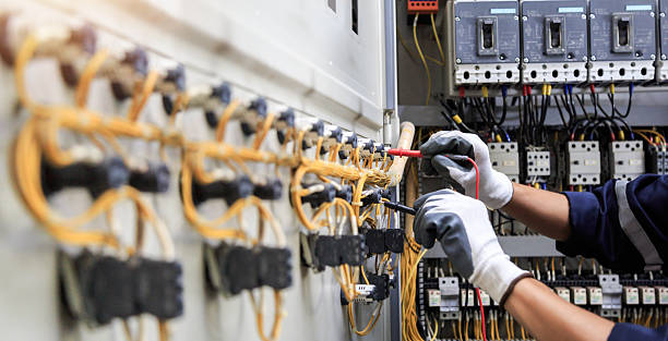 Professional Electrician technician working in LaBelle, FL